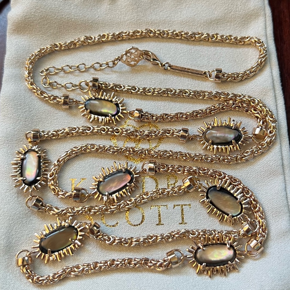 Kendra Scott leighton necklace